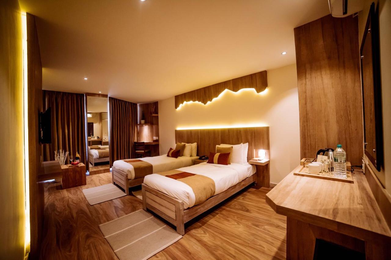 Aabas Pokhara By Barahi Hospitality Hotel Eksteriør billede