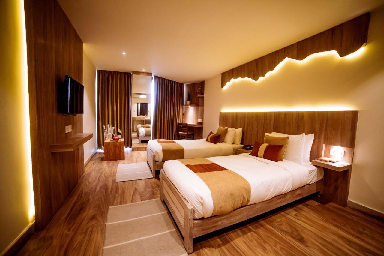 Aabas Pokhara By Barahi Hospitality Hotel Eksteriør billede