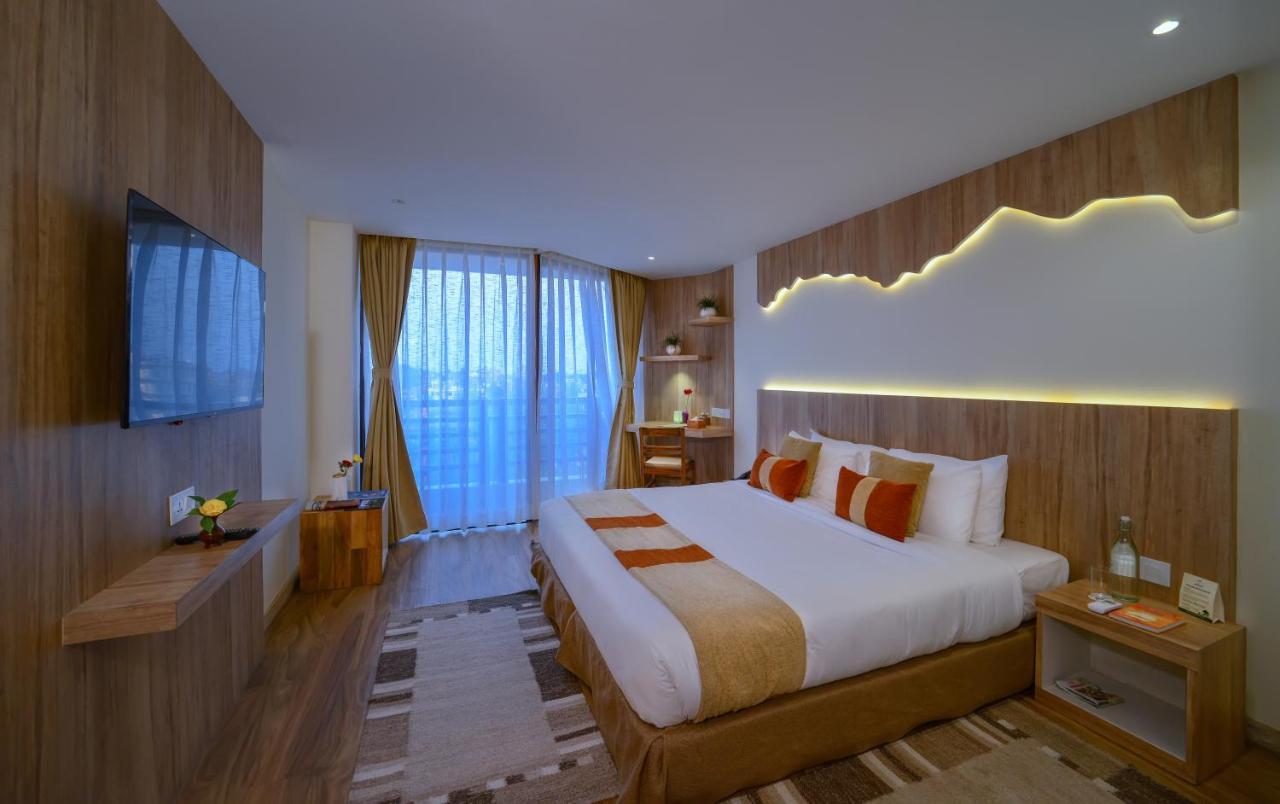 Aabas Pokhara By Barahi Hospitality Hotel Eksteriør billede