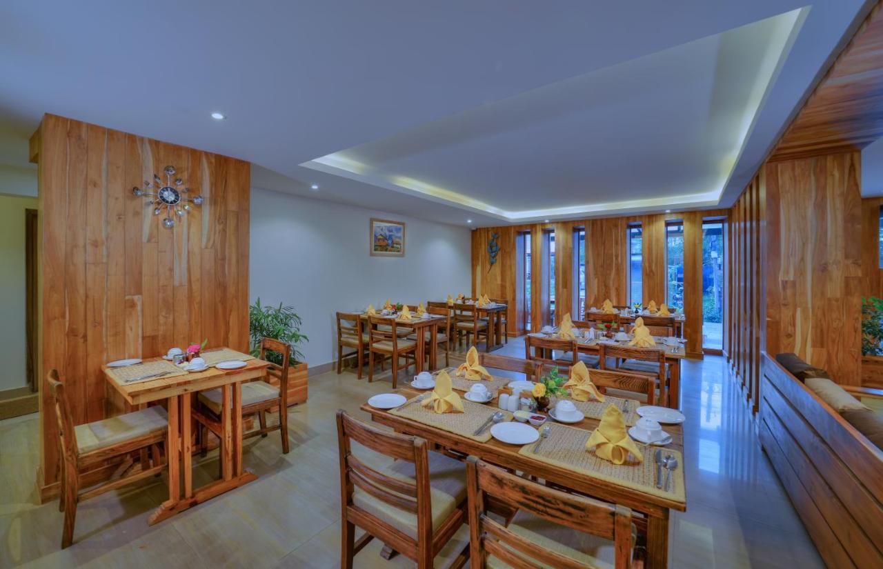 Aabas Pokhara By Barahi Hospitality Hotel Eksteriør billede
